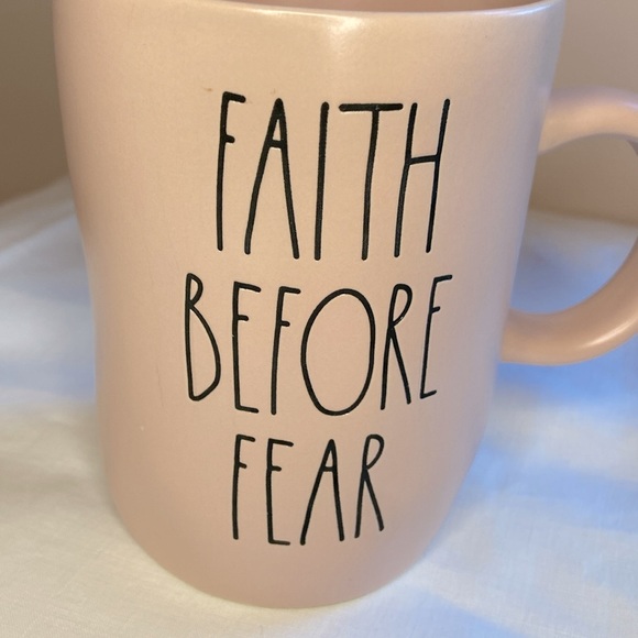 RAE DUNN “Faith Before Fear” Coffee Tea Mug Blush Color Artisan Collection ☕️ - Picture 3 of 7